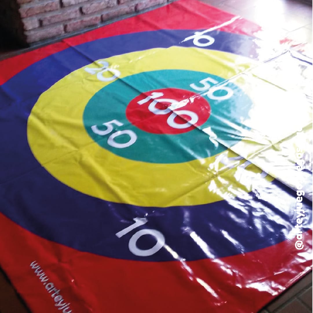 Diana de lona con piezas