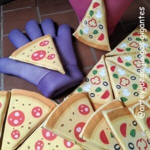 Pizzas cortadas de tela